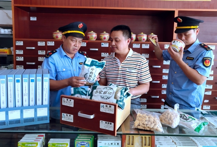 江西于都加強(qiáng)國(guó)慶假期中藥飲片監(jiān)管