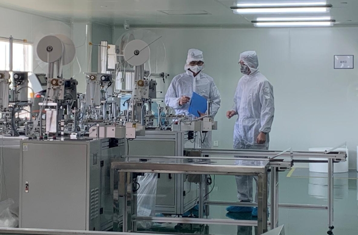 福建省藥品監(jiān)管業(yè)務(wù)骨干深入相關(guān)企業(yè)進(jìn)行技術(shù)指導(dǎo)