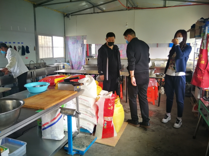 內(nèi)蒙古赤峰開展全市建筑工地食堂食品安全專項整治