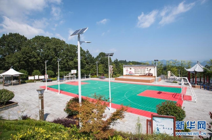 湖北省?？悼h馬良鎮(zhèn)趙家山村文體廣場（8月27日攝）。新華社記者 肖藝九 攝
