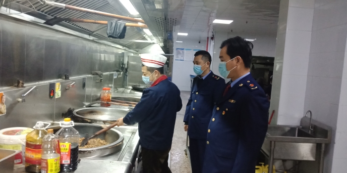 圖為檢查現(xiàn)場。