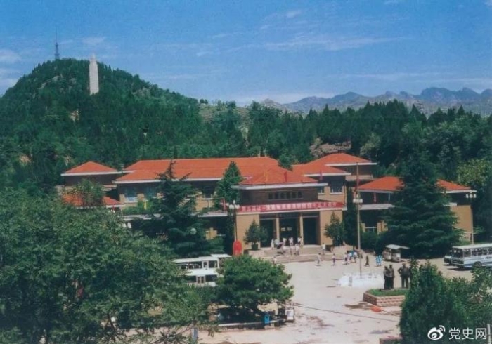 1978年5月26日，西柏坡中共中央舊址和紀(jì)念館同時(shí)對(duì)外開放。