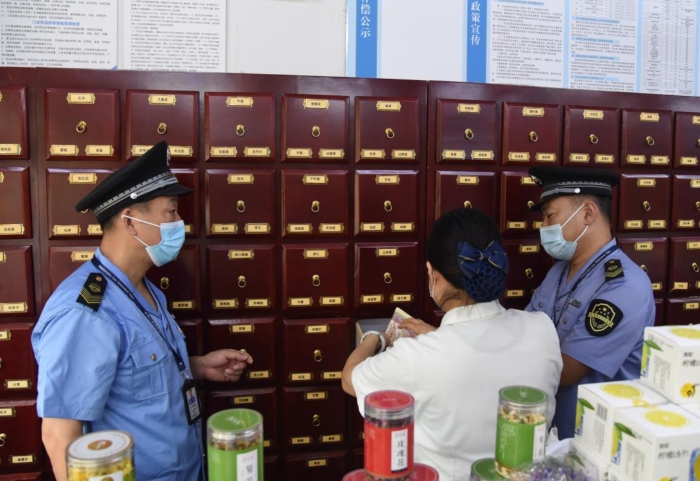 圖為檢查現(xiàn)場。