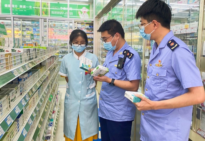 圖為檢查現(xiàn)場。