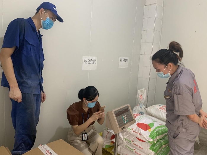 圖為檢查現(xiàn)場(chǎng)。