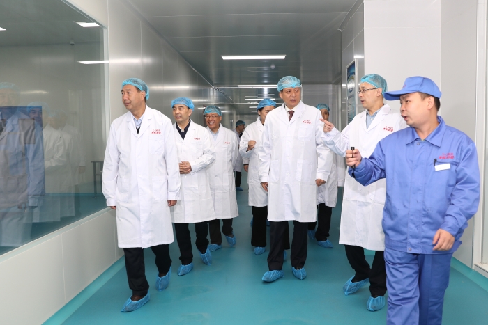 圖為參觀現(xiàn)場。（賀一辰 攝）