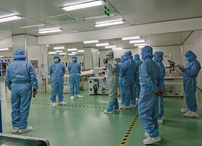 圖為現(xiàn)場(chǎng)實(shí)訓(xùn)。