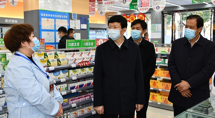 李利在安徽調(diào)研定點幫扶和基層藥品監(jiān)管工作. 李利在安徽調(diào)研定點幫扶和基層藥品監(jiān)管工作.