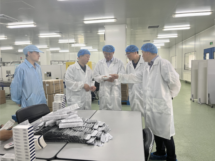 省藥監(jiān)局稽查九處聯(lián)系黑龍江中醫(yī)藥大學(xué)藥物安全性評價中心深入藥品生產(chǎn)企業(yè)調(diào)研指導(dǎo)