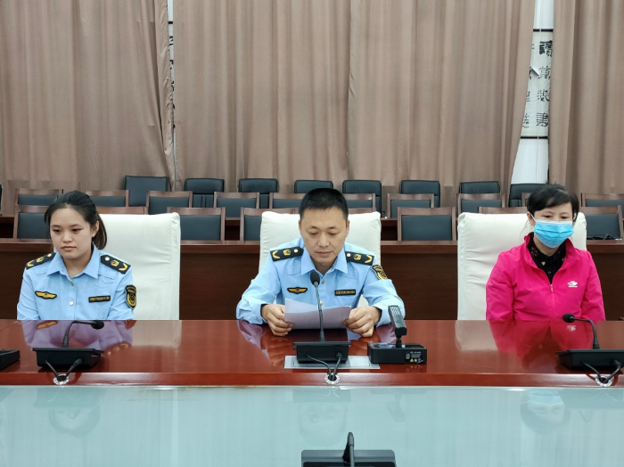 雙鴨山市市場監(jiān)管局召開醫(yī)療器械風(fēng)險(xiǎn)會(huì)商暨容錯(cuò)免責(zé)動(dòng)員會(huì)議