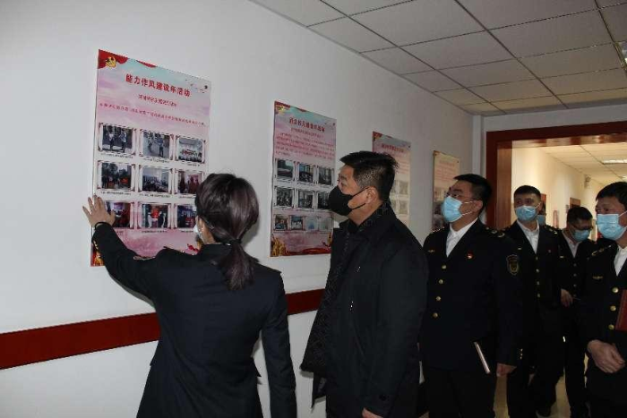 黑龍江省藥監(jiān)局黨組成員、副局長(zhǎng)王鐵寒到綜合執(zhí)法監(jiān)督局檢查指導(dǎo)工作