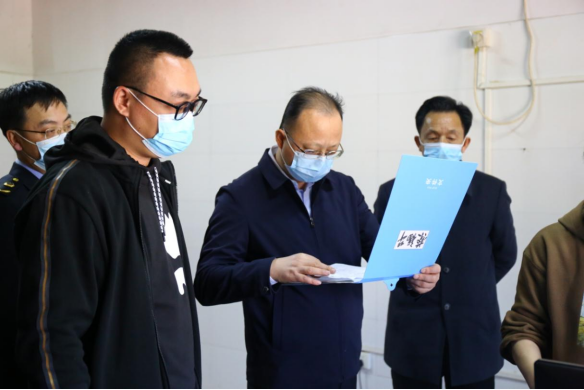 益陽(yáng)：督導(dǎo)包保主體食品安全“兩個(gè)責(zé)任”機(jī)制落實(shí)情況