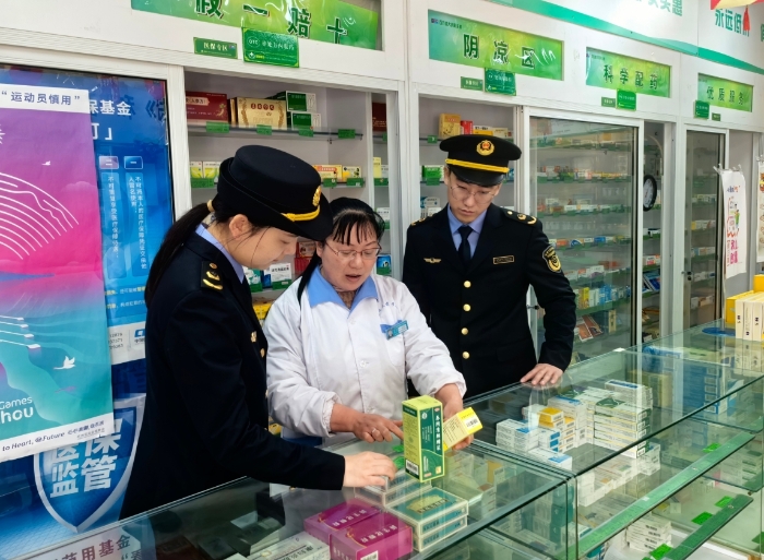 圖為檢查現(xiàn)場。