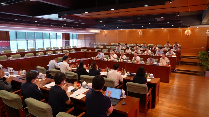 照片-240701-“旗幟領(lǐng)航向‘新’行,凝心聚力謀發(fā)展”政企黨建聯(lián)建主題黨日活動10 照片-240701-“旗幟領(lǐng)航向‘新’行,凝心聚力謀發(fā)展”政企黨建聯(lián)建主題黨日活動10