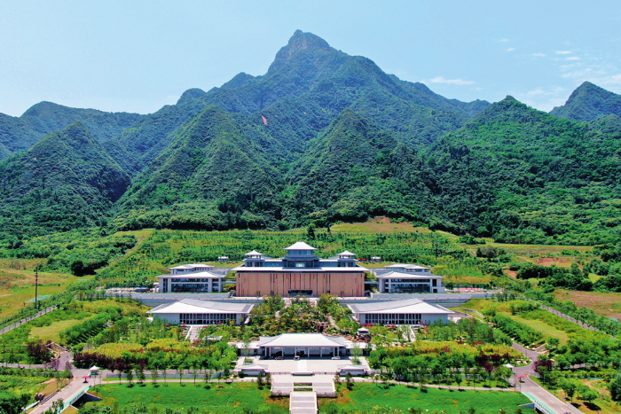 中國國家版本館西安分館(2023 年 5 月 30 日攝)李一博攝 / 本刊 中國國家版本館西安分館(2023 年 5 月 30 日攝)李一博攝 / 本刊