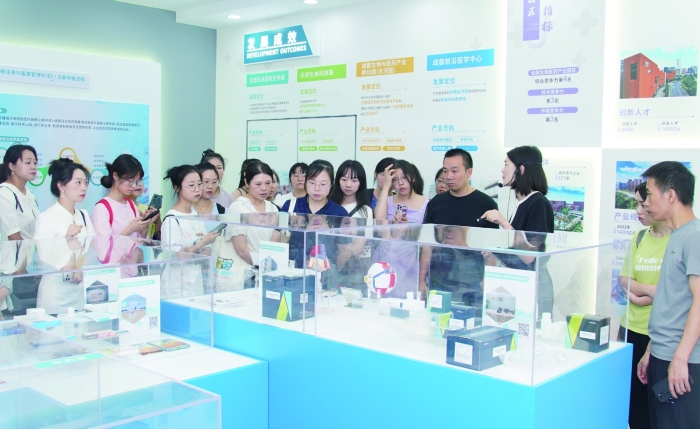 3AF0BD4226F106DE3875764A3608428B